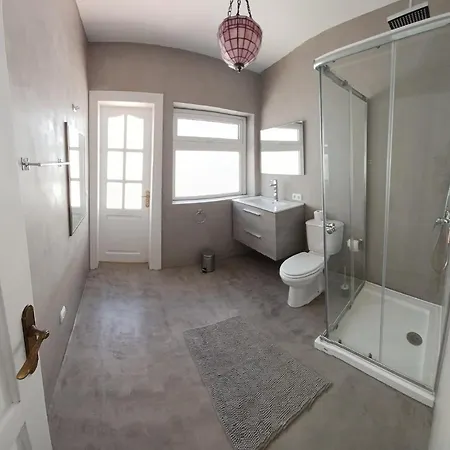 Vista Mar Ii, 280 Qm, Heated Pool, Hottube, Gaming Room, Fast Internet, Meerblick Villa Guime