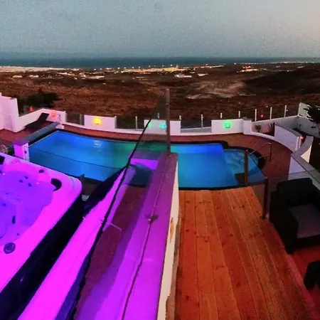 Villa Vista Mar Ii, 280 Qm, Heated Pool, Hottube, Gaming Room, Fast Internet, Meerblick Guime