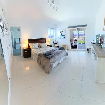 Vista Mar Ii, 280 Qm, Heated Pool, Hottube, Gaming Room, Fast Internet, Meerblick Güime